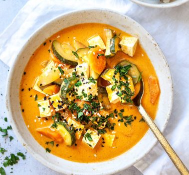 12 Plant-Based Coconut Curries to Keep You Warm on Cold Nights - One ...