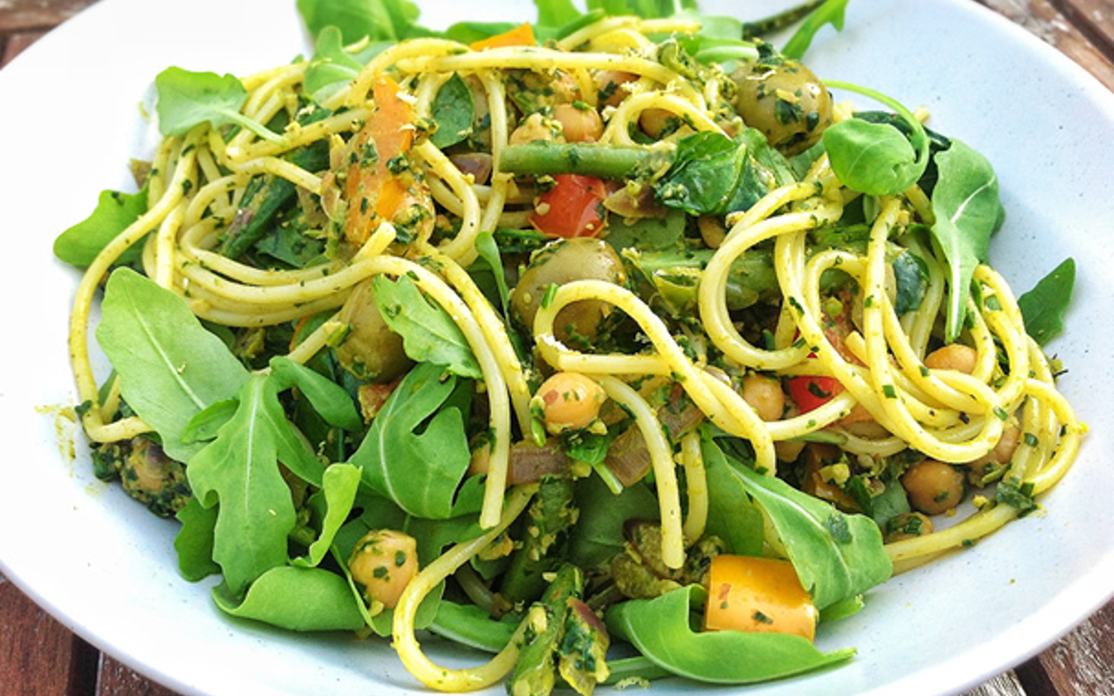 Spaghetti Moroccan Style With Spinach and Walnut Pesto 