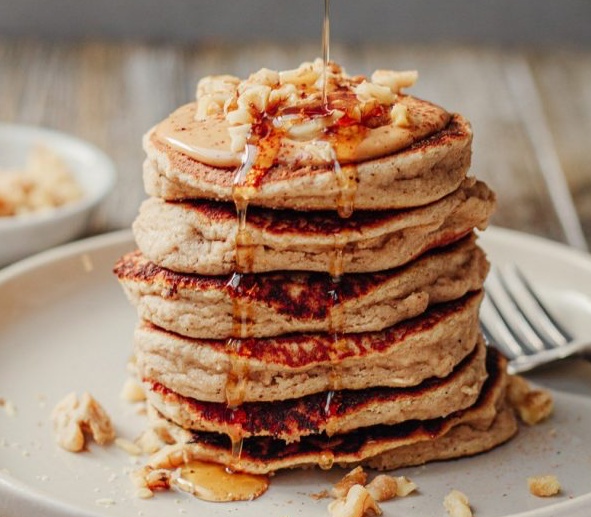 Healthy Chai-Spiced Pancakes
