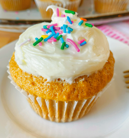 Vegane Vanille-Cupcakes für jeden Anlass