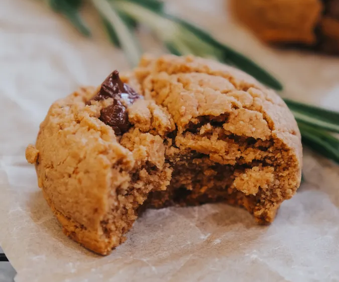 Vegan cookies with chocolate chunks and rosemary 